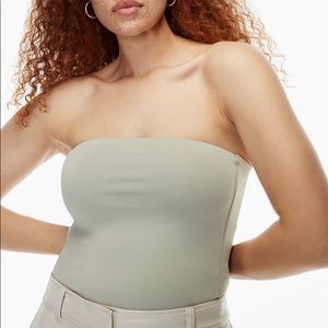 Aritzia Babaton tube top